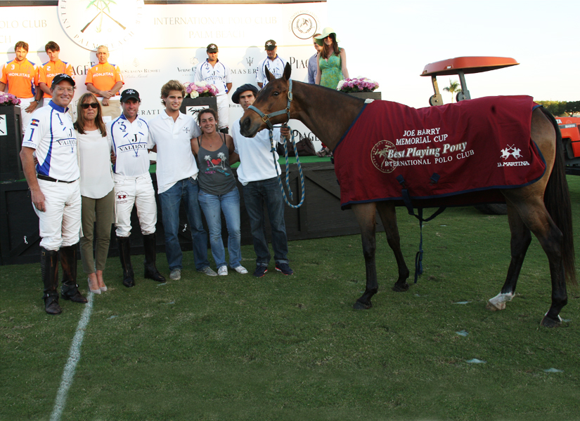 Joe Barry Memorial CupValienteLas Monjitaspolomagazinepacheco 7