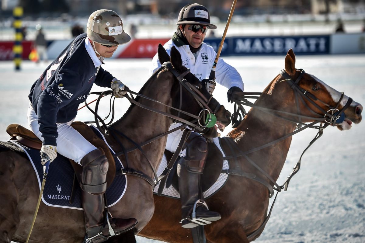 695440407TP087 Maserati Pol